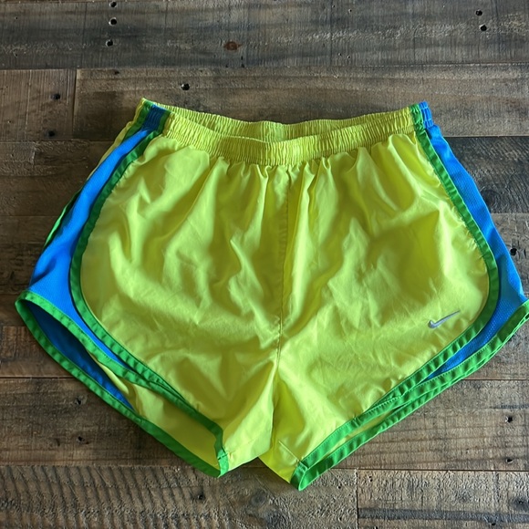Nike and Under Armour Running shorts - Picture 2 of 6